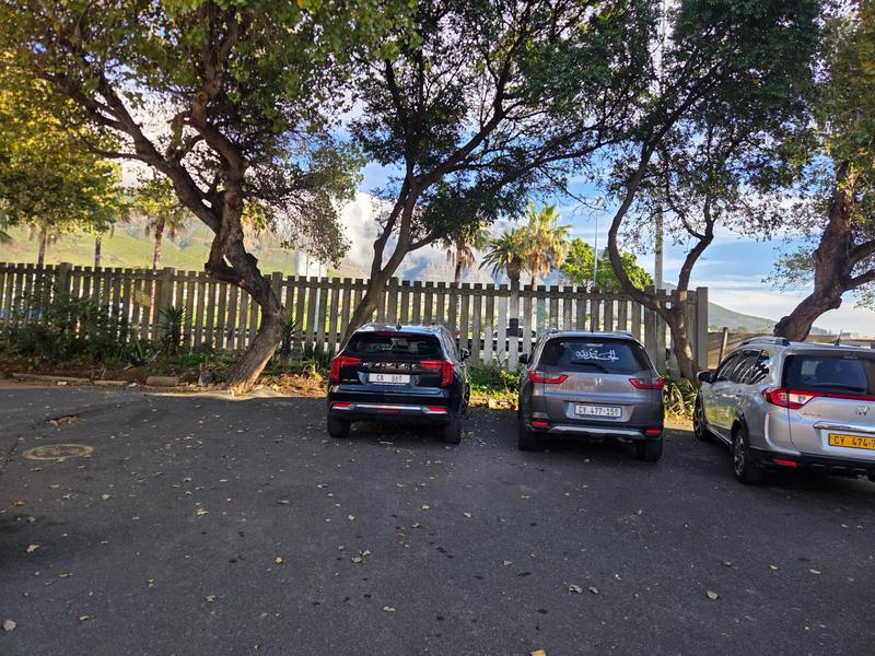 2 Bedroom Property for Sale in Zonnebloem Western Cape